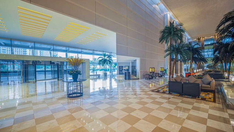Hyatt Regency Dubai & Galleria Lobby