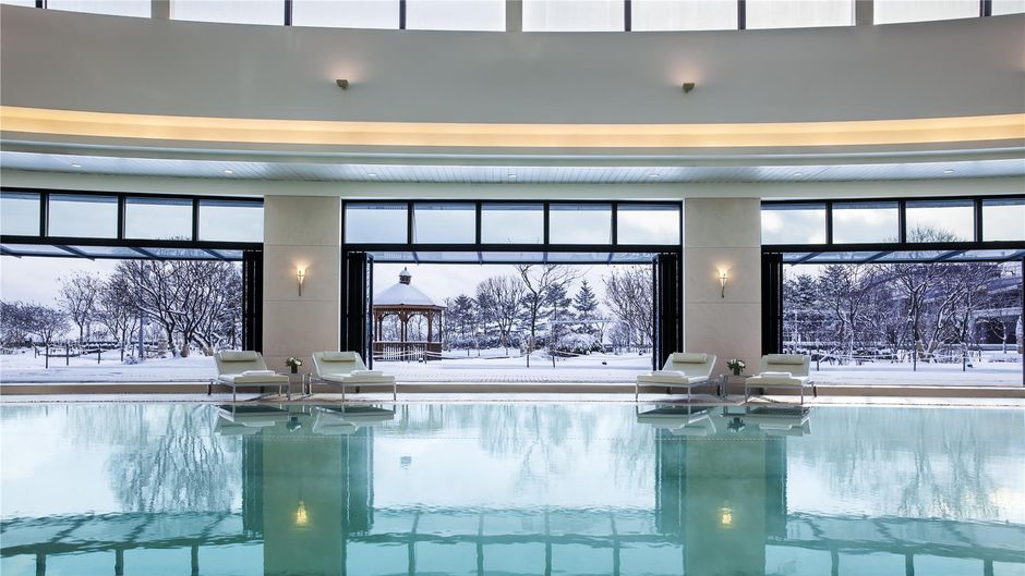 Grand Hyatt Incheon Pool