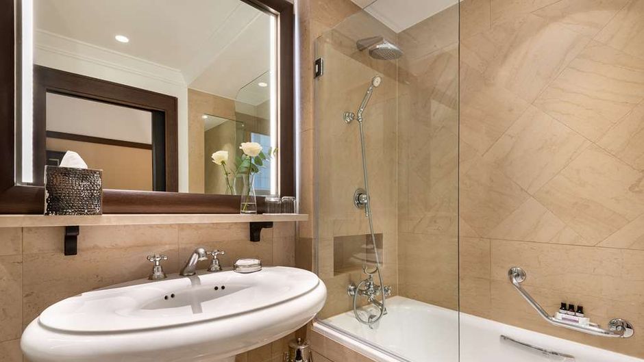 Hyatt Paris Madeleine Room