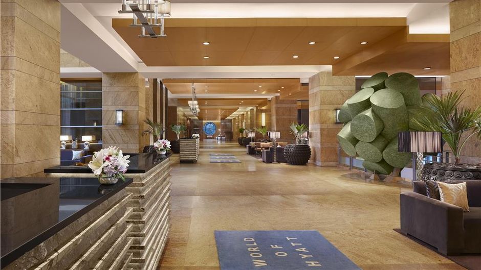 Grand Hyatt Mumbai Lobby