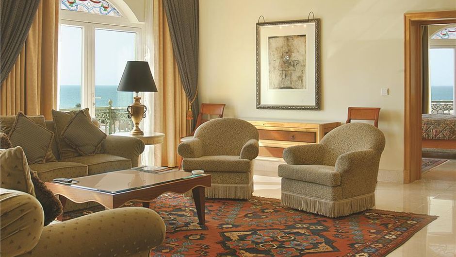 Grand Hyatt Muscat Suite