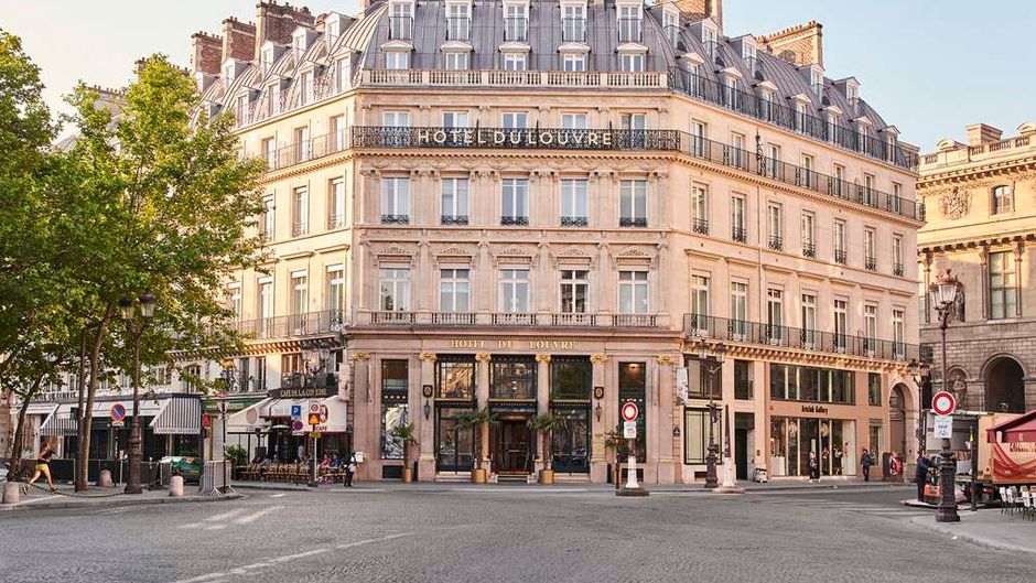 Hotel du Louvre Exterior