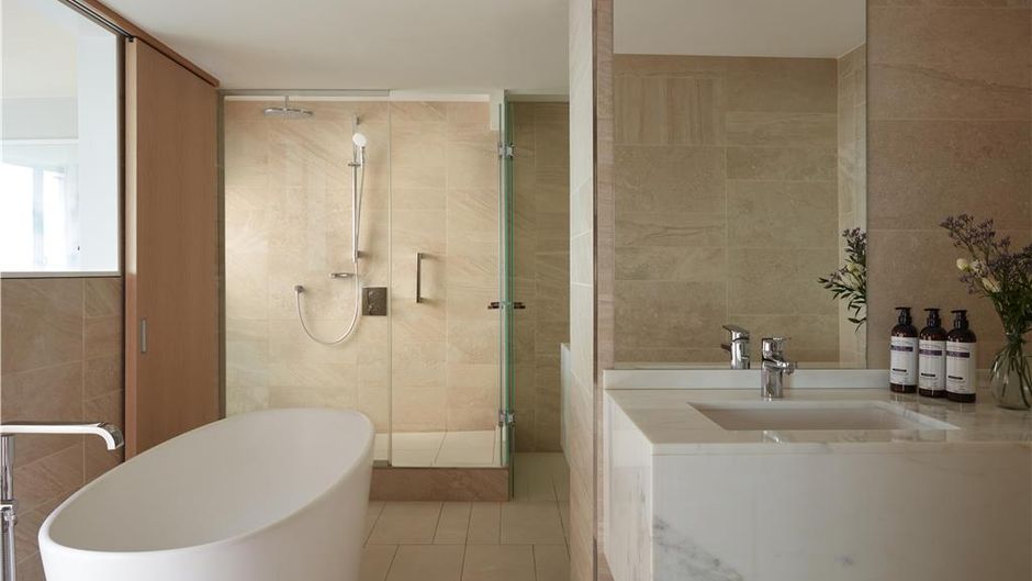 Hyatt Regency Paris Etoile Room