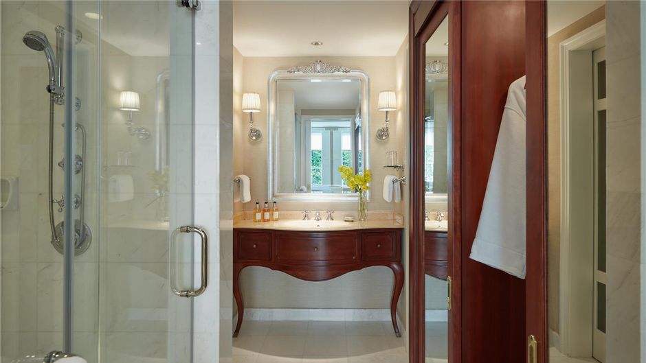 Park Hyatt Saigon Room