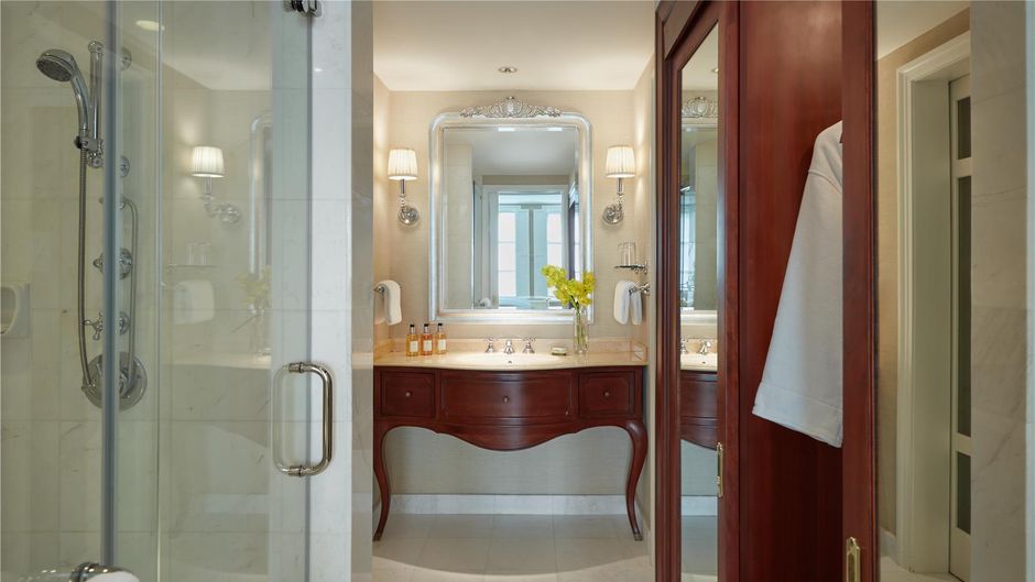 Park Hyatt Saigon Room