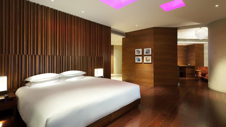 ANdAZ Xintiandi, Shanghai Room