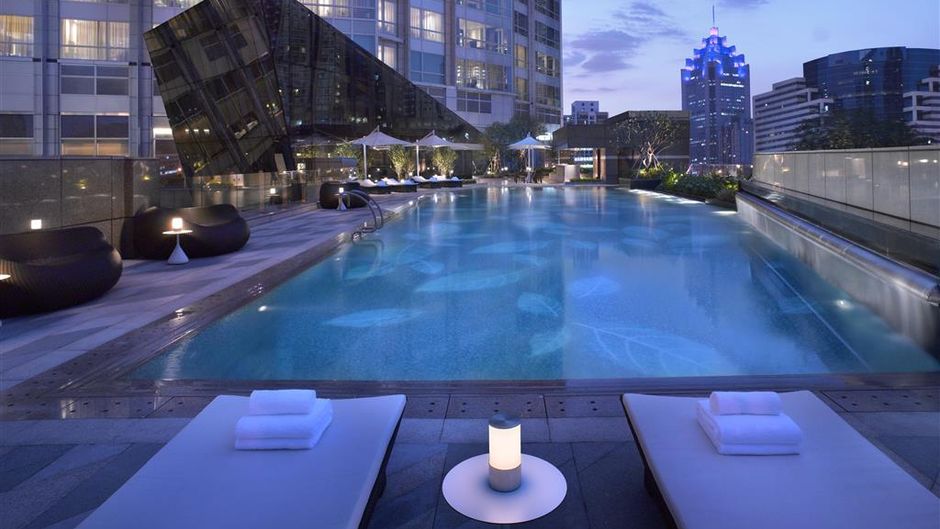 Grand Hyatt Shenzhen Pool