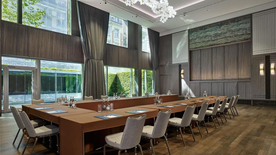 Park Hyatt Zurich Meeting