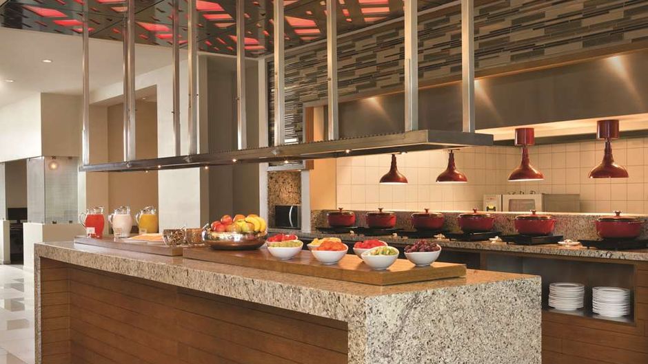 Hyatt Place San Jose Pinares Restaurant