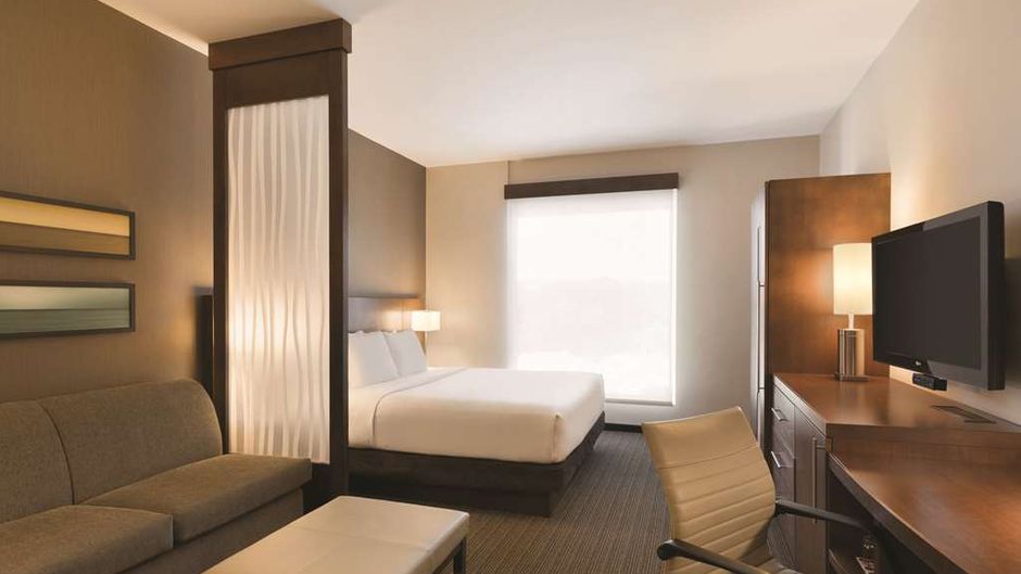 Hyatt Place San Jose Pinares Room