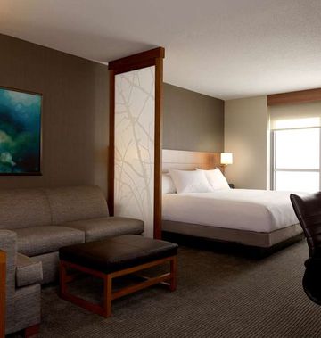 Hyatt Place Charlotte Downtown
