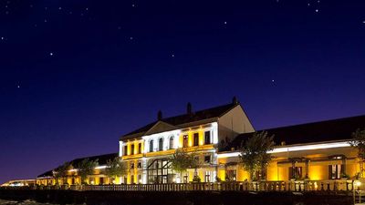 Montania Special Class Hotel