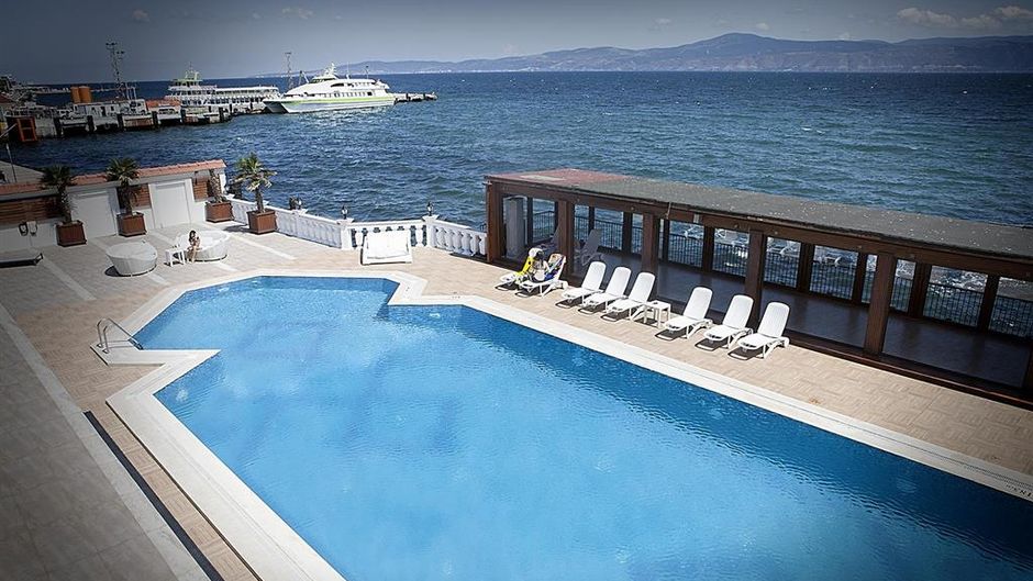 Montania Special Class Hotel Pool