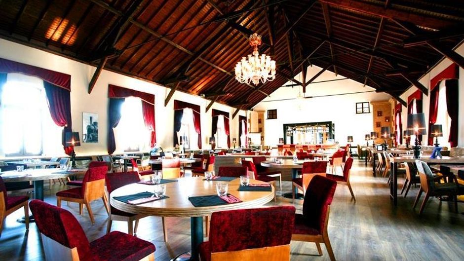 Montania Special Class Hotel Restaurant