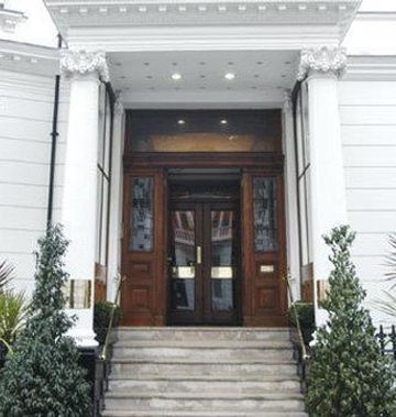 Strathmore Hotel