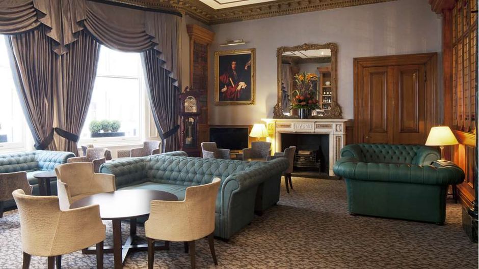 Strathmore Hotel Restaurant