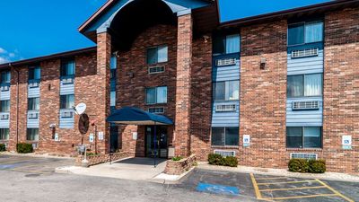 Motel 6 Naperville