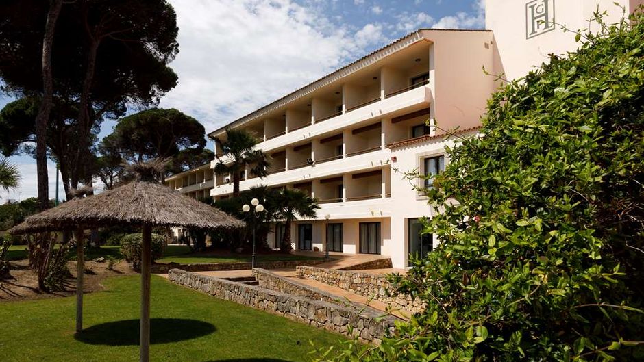 Hotel Guadacorte Park Exterior