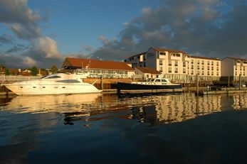 Newport Harbor Hotel & Marina