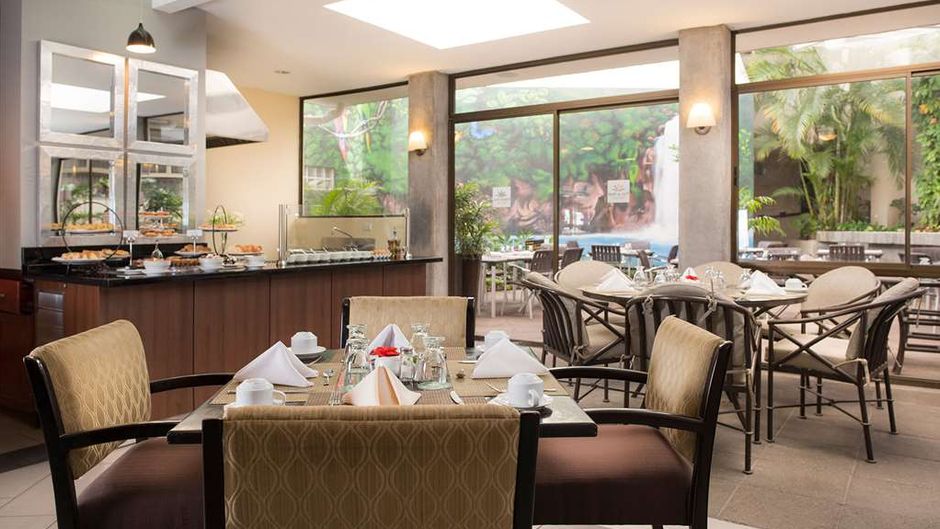 Palma Real Hotel and Casino Restaurant