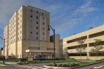 Hollywood Casino Hotel & Raceway