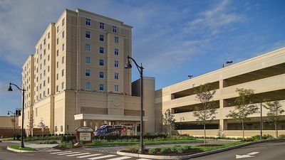 Hollywood Casino Hotel & Raceway