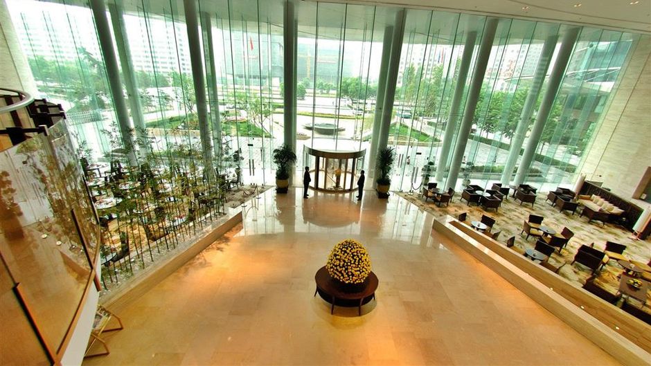 Jianguo Garden Hotel Lobby