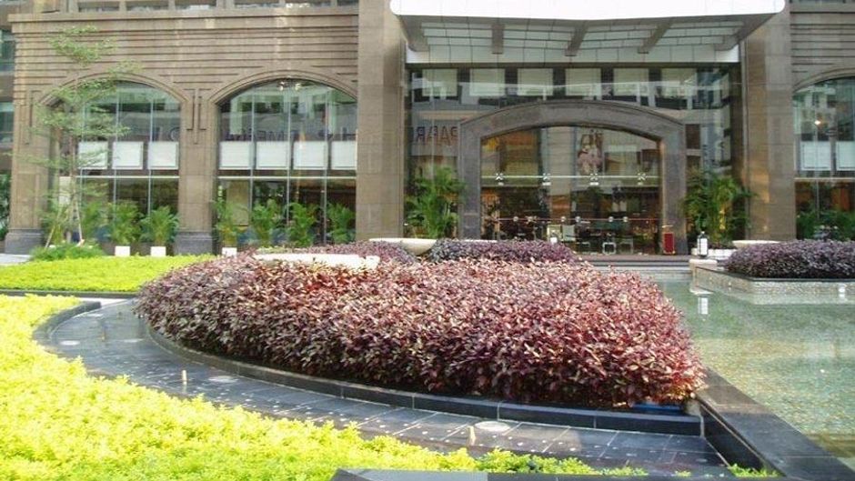 Grand International Exterior