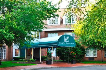 Avon Old Farms Hotel