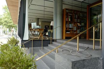 The Study at Yale Hotel