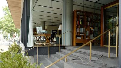 The Study at Yale Hotel