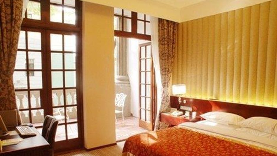 Guangdong Victory Hotel Room