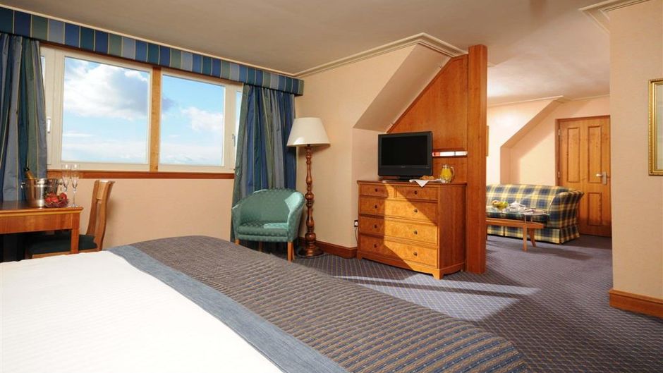 Carnoustie Golf Hotel & Spa Suite
