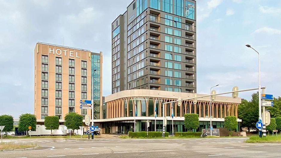 Van der Valk Hotel Venlo Exterior
