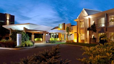 Hotel Sepia