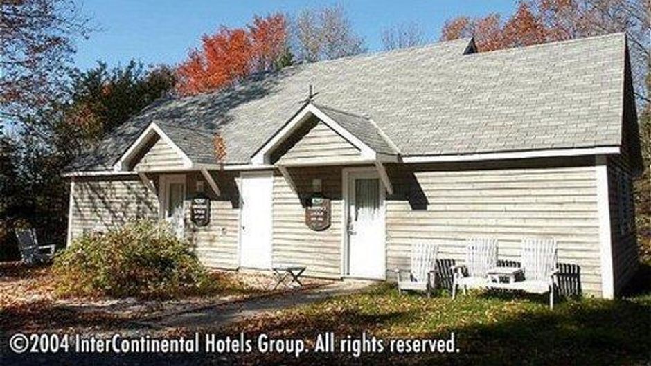 Riverside Resort & Conference Center Exterior