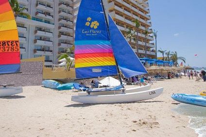 Las Flores Beach Resort