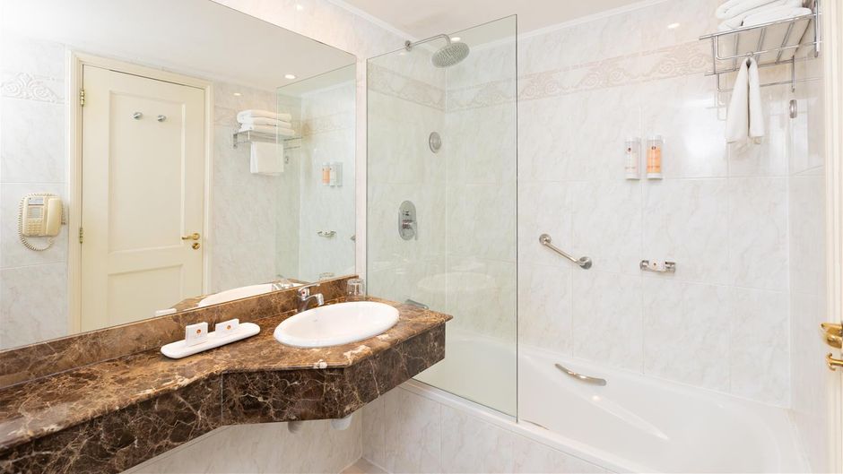 Cala Di Volpe Boutique Hotel Room