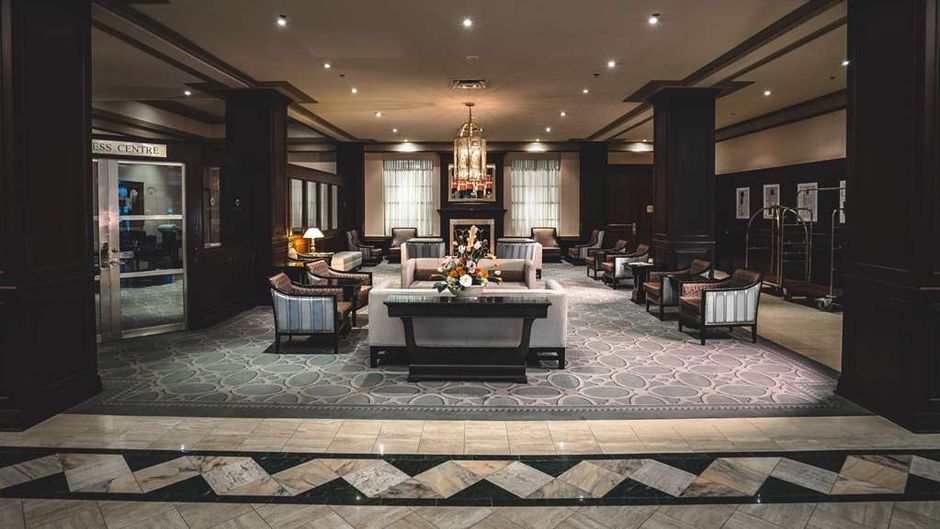 Lord Elgin Hotel Lobby