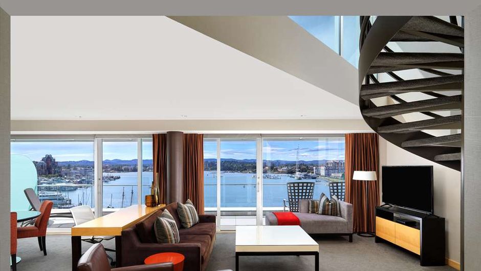 Inn at Laurel Point Suite
