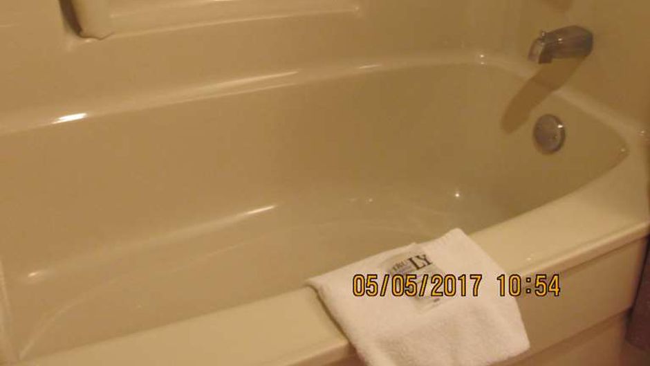 Fredericton Inn Room