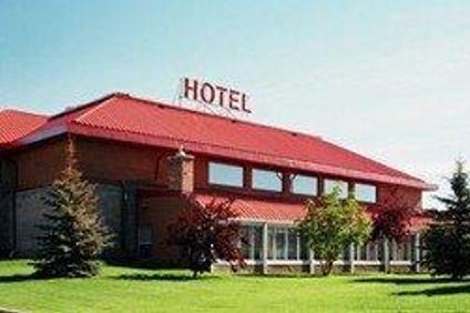 Slave Lake Inn and Conference Centre