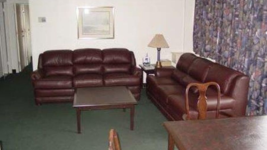 The Business Inn & Suites Other