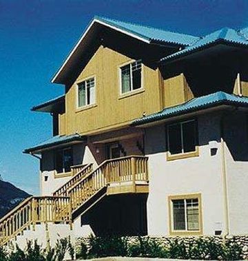 Banff Boundary Lodge