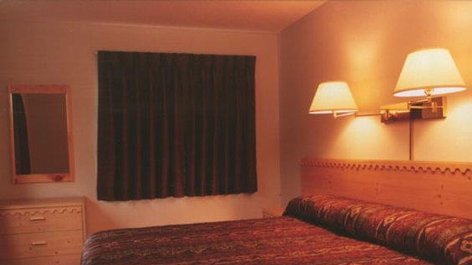 Banff Boundary Lodge Other
