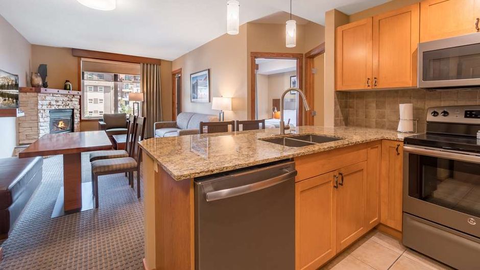 Falcon Crest Lodge Suite