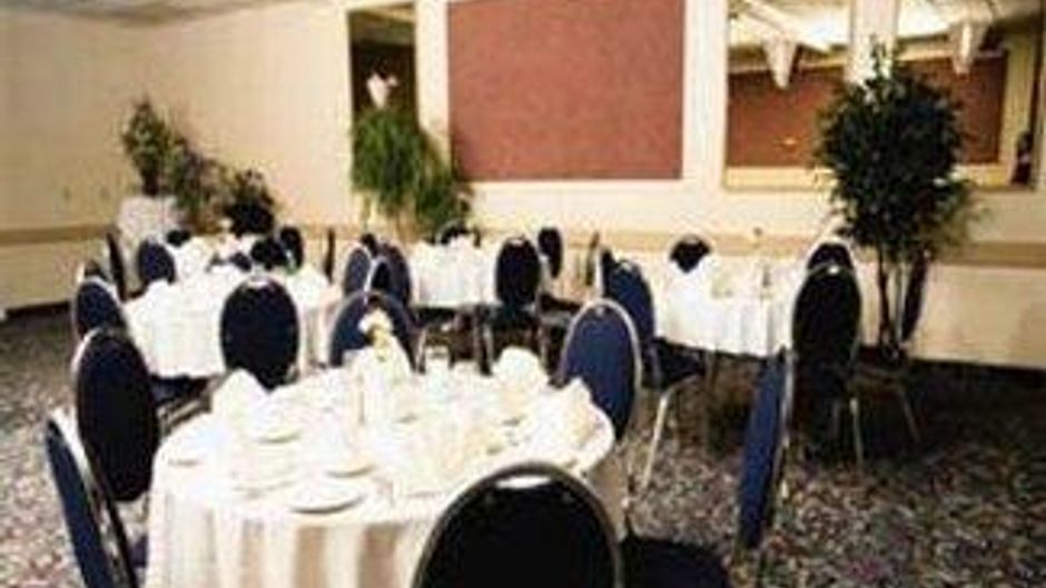 Heritage Inn Hotel & Convention Centre Restaurant