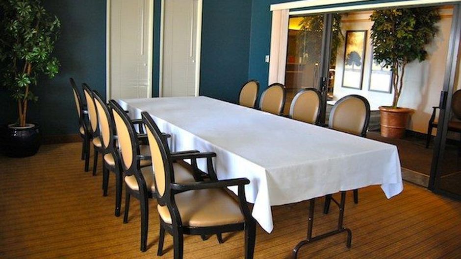 Heritage Inn Hotel & Convention Centre Meeting