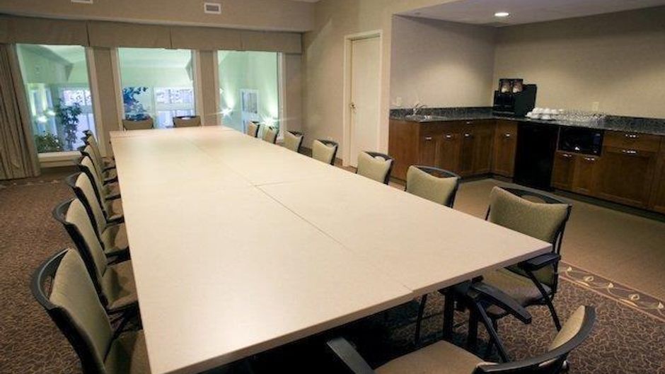 Heritage Inn and Suites Meeting