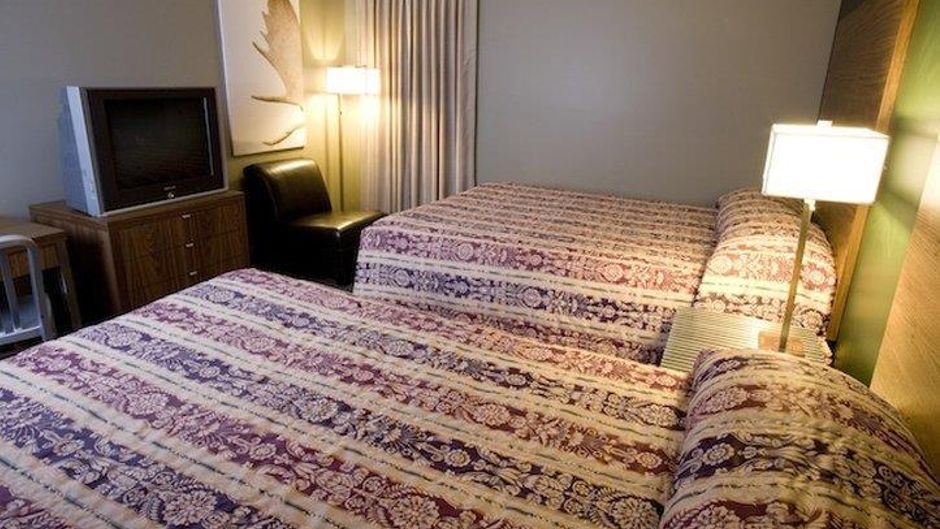 Heritage inn Hotel & Convention Centre Room